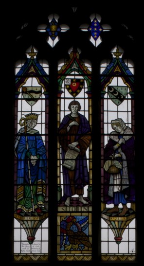 옥스퍼드의 성녀 프레데스빈다와 성 요한 복음사가와 성녀 지타_photo by Ian Wood_in the parish church of All Saints in Chalfont St Peter_England.jpg